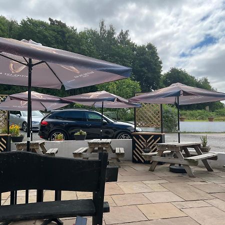 Chainbridge Usk Riverside Gastro Pub And Accommodation Trostrey Buitenkant foto