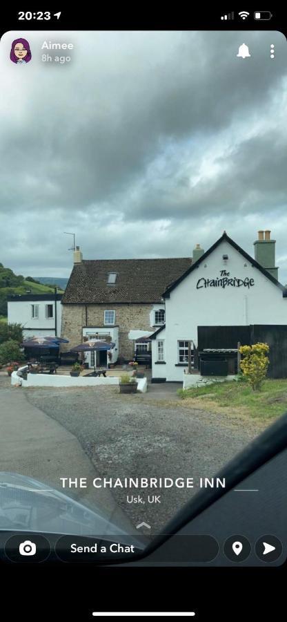 Chainbridge Usk Riverside Gastro Pub And Accommodation Trostrey Buitenkant foto