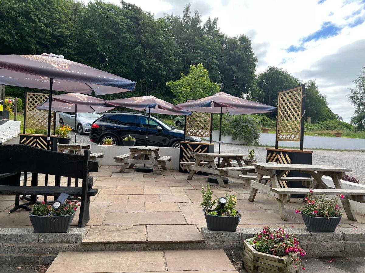 Chainbridge Usk Riverside Gastro Pub And Accommodation Trostrey Buitenkant foto